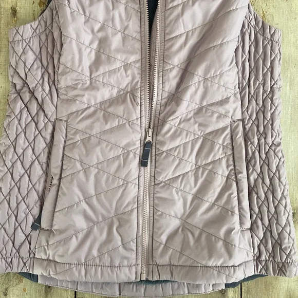LL Bean Primaloft lined vest medium - Picture 8 of 8